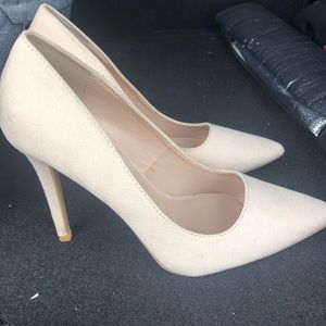 Classic heels